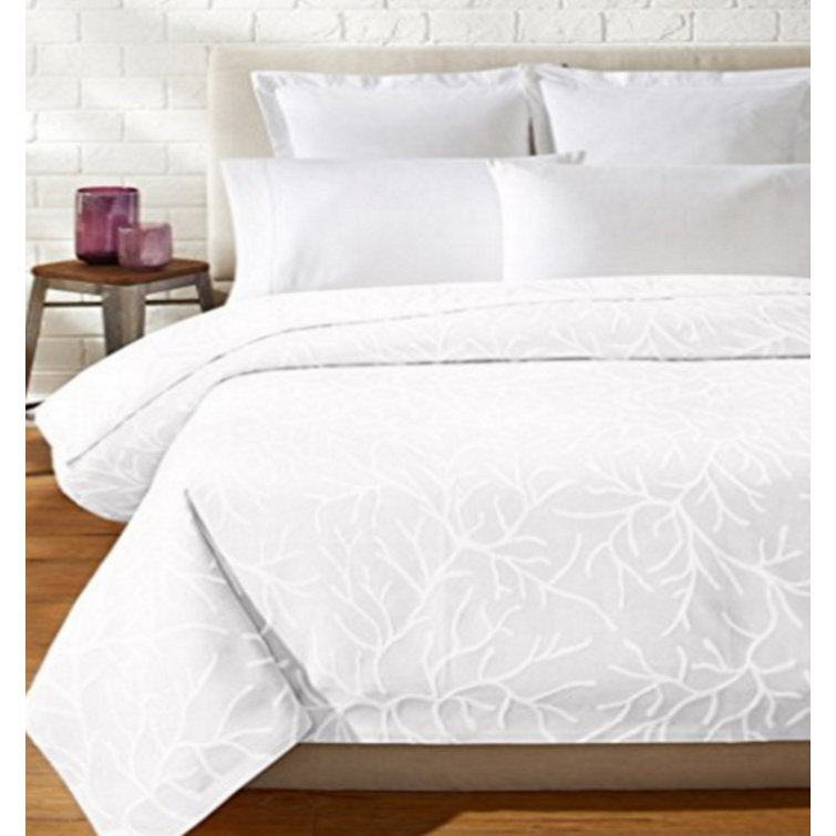 Rosecliff Heights Sabang White Standard Cotton Coastal Coverlet